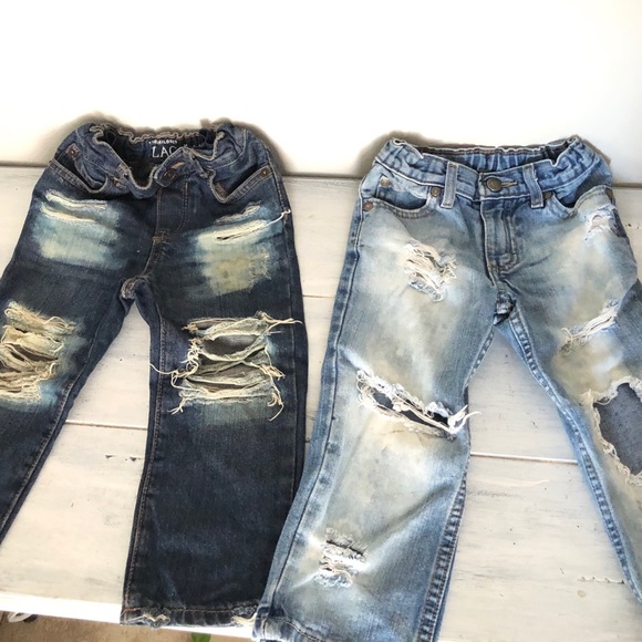 2t distressed jeans